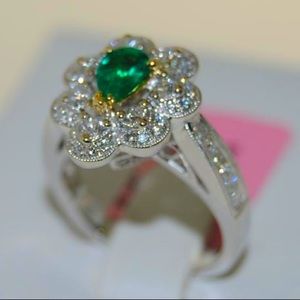 18k Gold, Emerald & Diamond Cocktail Ring
